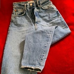 Zara/High waisted mom jeans